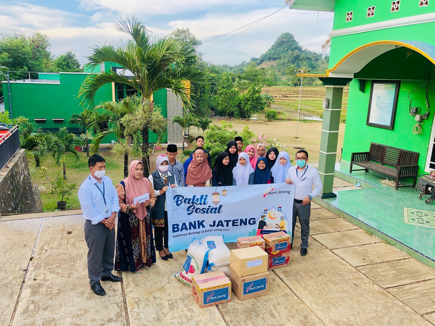 santunan-bakti-sosial-bank-jateng